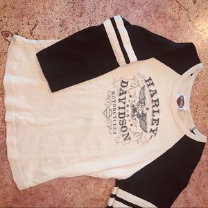 Harley Davidson women’s graphic T shirt.
